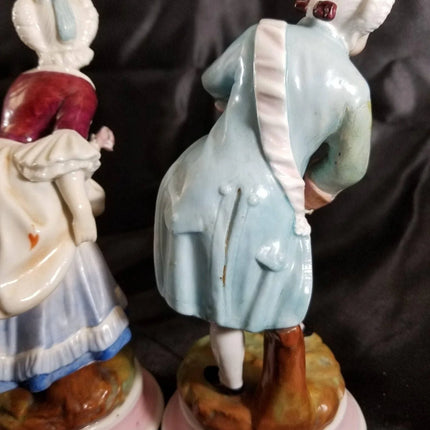 18th Century French Porcelain Courting Figures By Joseph-Gaspard Robert late 17 - Estate Fresh Austin