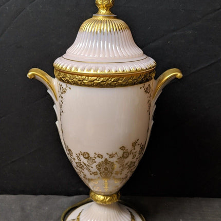 1930's Cambridge Crown Tuscan Rose Point Lamp - Estate Fresh Austin