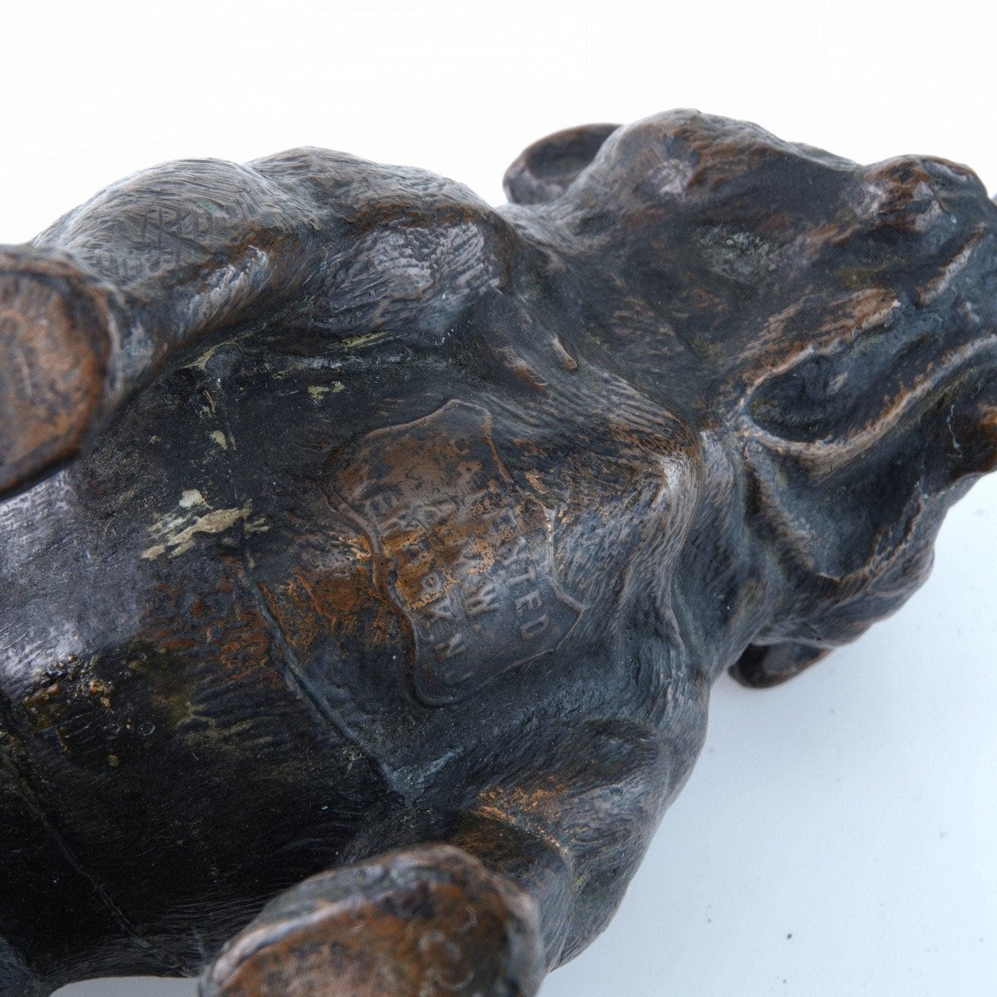 1930's Ronson Art Metal Works English Bulldog Table Lighter 1930's Ronson Art Metal Works English Bulldog Table Lighter