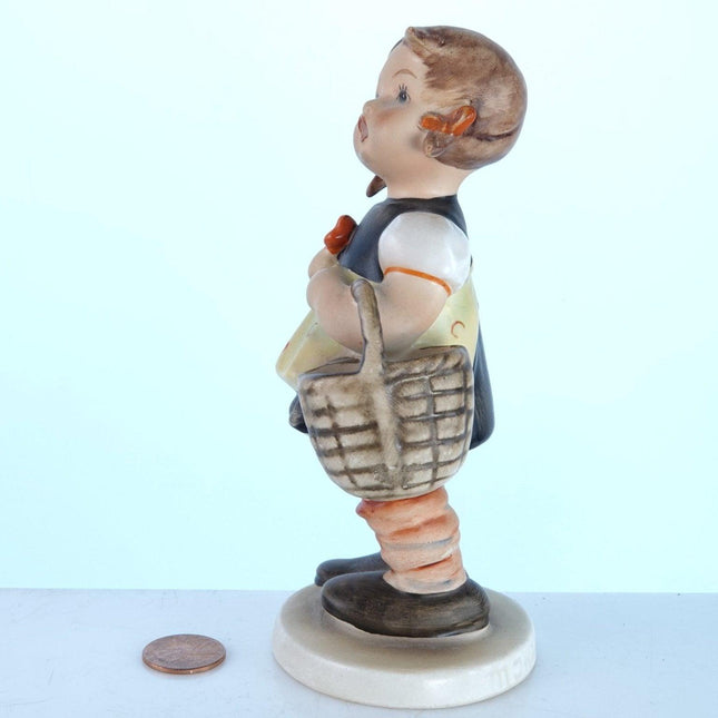 1940's TMK2 Hummel Incised Bee mark Girl with basket 5 7/8" - Estate Fresh Austin