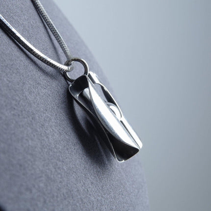 1950's Kupittaan Kulta Elis Kauppi Modernist Scandinavian sterling silver penda - Estate Fresh Austin