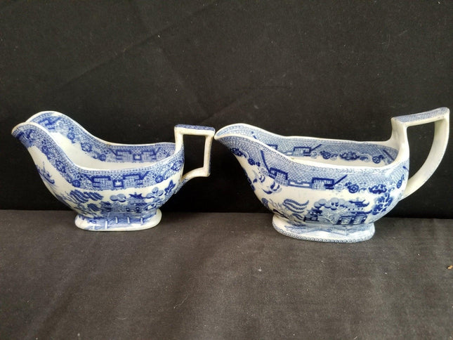 2 Antique Blue Willow Gravy Boats Pearlware Staffordshire Transferware c.1840 6. - Estate Fresh Austin