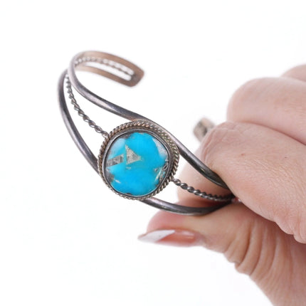 5.75" Vintage Native American sterling and turquoise bracelet - Estate Fresh Austin