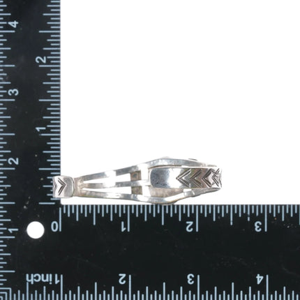 6.375" 30's-40's Native American silver and agate cuff bracelet - Estate Fresh Austin