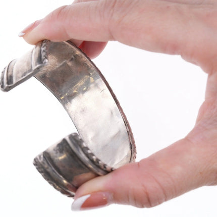 6.375" 40's-50's Zuni Fishscale inlay sterling bracelet - Estate Fresh Austin