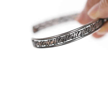 6.375" Vintage Native American twisted silver wire slim cuff bracelet with turquoise - Estate Fresh Austin