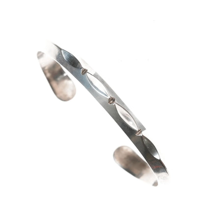 6.625" Anita Whitegoat Navajo silver carinated cuff bracelet - Estate Fresh Austin