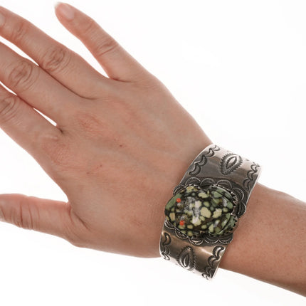 6.62" Lester Jackson Navajo Carved Variscite Frog sterling silver cuff bracelet - Estate Fresh Austin