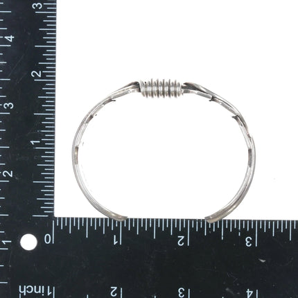 6.625" Mike Thomas Jr Navajo heavy sterling feather cuff bracelet - Estate Fresh Austin