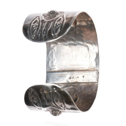 6.875 c1940's Navajo stamped repousse silver cuff bracelet with turquoise - Estate Fresh Austin