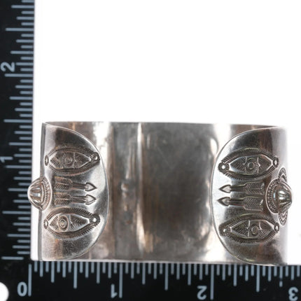 6.875 c1940's Navajo stamped repousse silver cuff bracelet with turquoise - Estate Fresh Austin