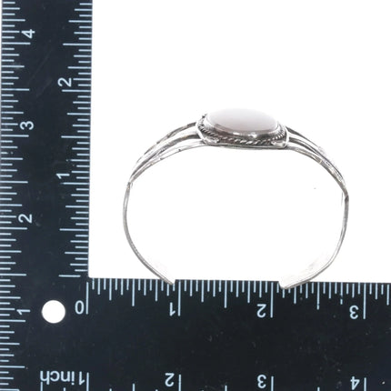 6.25" 1940's Navajo Sterling agate cuff bracelet - Estate Fresh Austin