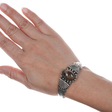 6.25" 40's-50's Navajo curio silver and agate cuff bracelet - Estate Fresh Austin