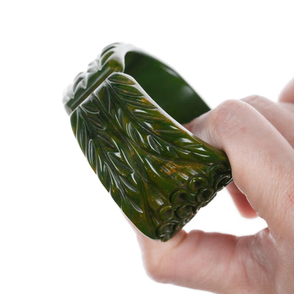 6.25" c1940's Green Carved Bakelite Clamper Bracelet - Estate Fresh Austin