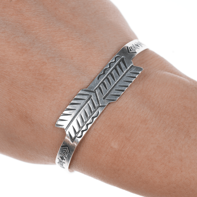 6.25" c1940's Navajo Curio double arrows Southwestern silver cuff bracelet - Estate Fresh Austin