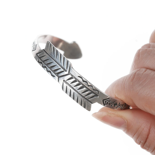 6.25" c1940's Navajo Curio double arrows Southwestern silver cuff bracelet - Estate Fresh Austin