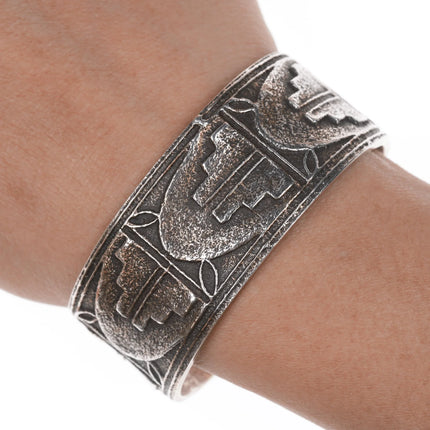 6.25" Gilbert "Dino" Garcia Santo Domingo pueblo tufa cast silver cuff bracelet - Estate Fresh Austin