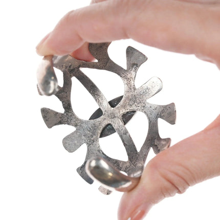 6.25" Vintage Native American Sandcast bracelet with turquoise - Estate Fresh Austin