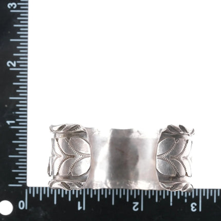 6.25" Vintage Zuni sterling carved turquoise cuff bracelet - Estate Fresh Austin