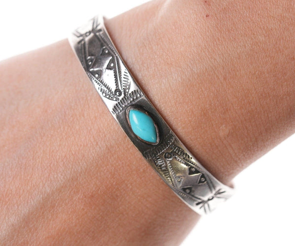 65-30s-navajo-stamped-silver-