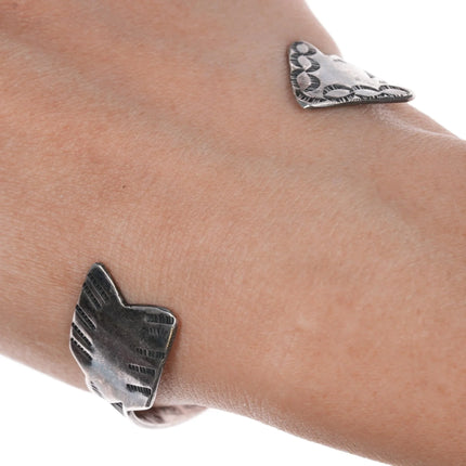 6.5" c1950's Navajo Arrow form silver Royston turquoise cuff bracelet - Estate Fresh Austin