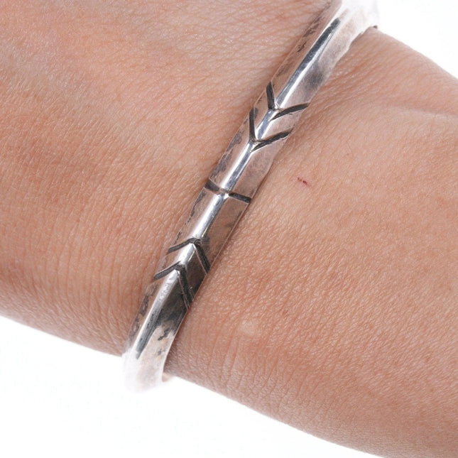 6.5" Vintage Bien Mur Shop Native American Hand Chiseled silver bracelet - Estate Fresh Austin
