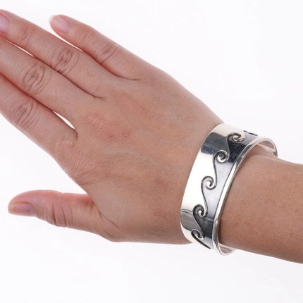 6.5" Vintage Native American Sterling Overlay style bracelet - Estate Fresh Austin