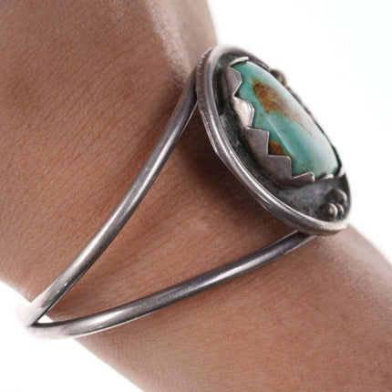 Vintage Native American Sterling/turquoise cuff bracelet re