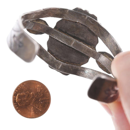 Vintage Native American Sterling Agate cuff bracelet