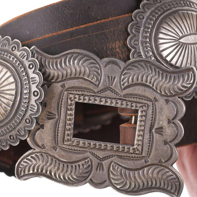 Vintage Navajo handgestempelter silberner Concho-Gürtel