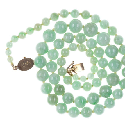 Vintage Gumps Eine Halskette aus Jadeit-Perlen