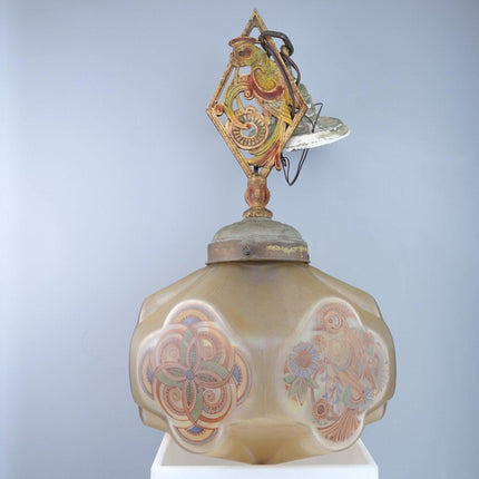 Lightolier-Pendelleuchte aus den 1920er Jahren mit schillerndem, bemaltem Uranglas, Papageienschirmen und geometrischen Art-Déco-Designs
