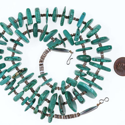 Vintage Heishi-Halskette aus türkisfarbenem Kieselstein und Muscheln der amerikanischen Ureinwohner