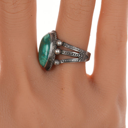 sz7.5 30's-40's Navajo silver ring with goreous turquoise