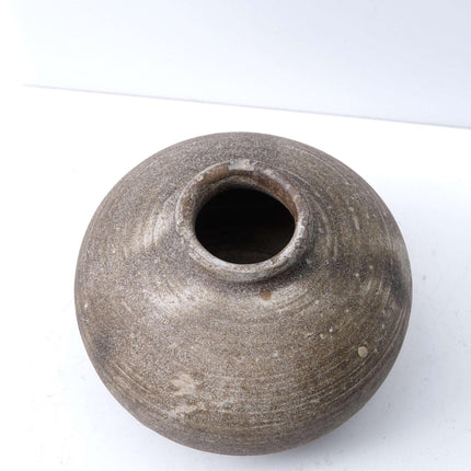 明中国棕色粗陶罐