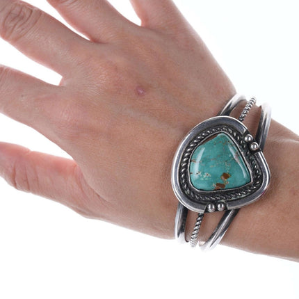 Vintage Navajo Sterling and turquoise bracelet h