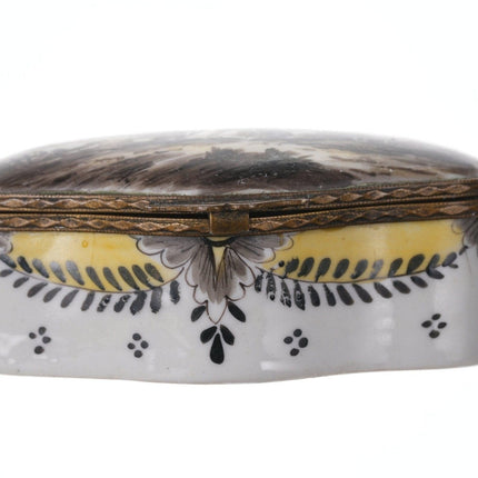 Antique French Porcelain snuff box marked Sceaux 1777