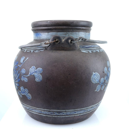 Antike chinesische Yixing-Zisha-Teekanne, auf Zinn montiert, handemaillierte Dekoration