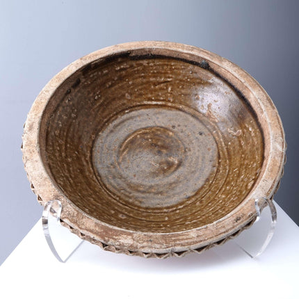 早期亚洲棕色陶瓷碗