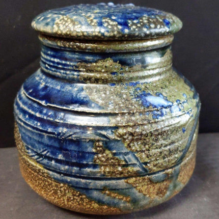 Don Reitz(1929-2014) Lidded Salt glazed Studio Pottery Vessel 4.75" tall and wid