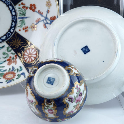 c1765 Royal Worcester Dr Wall Periode 3-teilige Tasse, Untertasse und Suppenschüssel mit gemischten Mustern