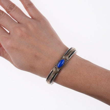 6 3/8" Gary Reeves (1962-2014) Navajo-Armband aus 14 Karat/Sterling und Lapislazuli