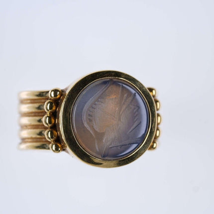 Sz6.5 18k gold Intaglio cut Ring