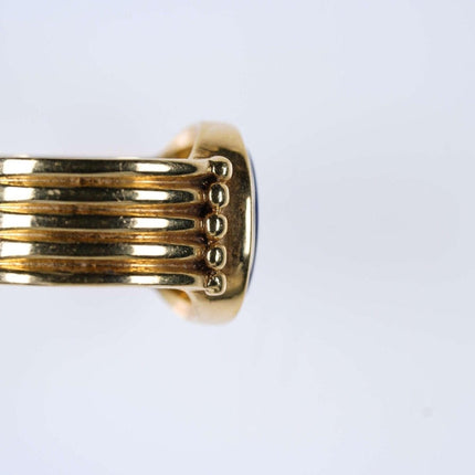 Sz6.5 18k gold Intaglio cut Ring