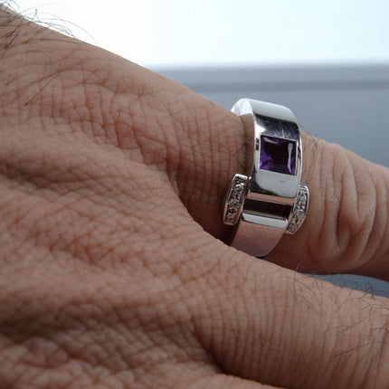 Sz6.75 Piaget 18k White Gold Diamond and Amethyst ring "Miss Protocole"