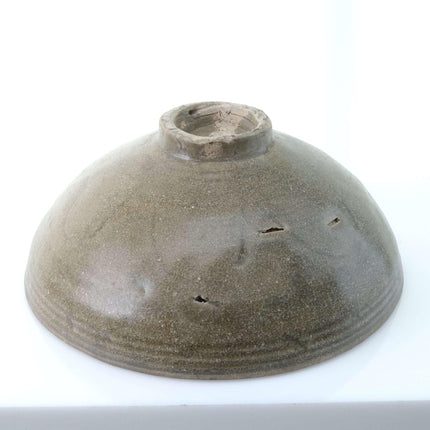 Early Celadon Stoneware Bowl with incised Decoration