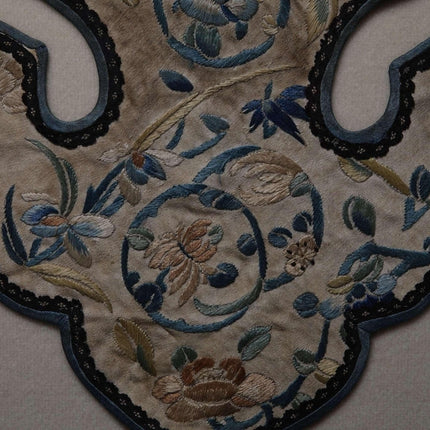 Qing Dynasty Jade mounted Embroidered Silk Antique Chinese Collar