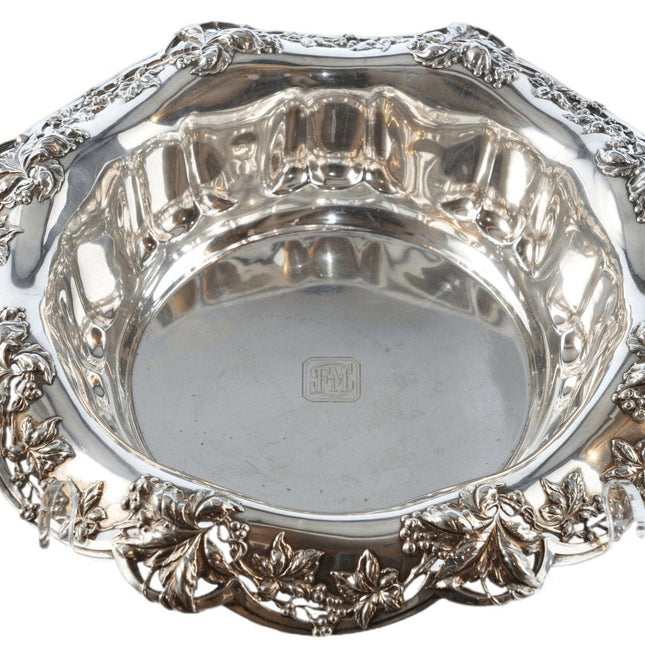 c1905 Große antike Tiffany-Schale aus Sterlingsilber mit durchbohrtem Rand