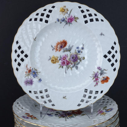 Antique KPM Reticulated Basketweave Hand Painted Dresden Flowers Pattern Dinner