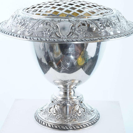 Gorham Sterling Pierced Centerpiece Compote mit Blumenhalter-Einsatz A9433